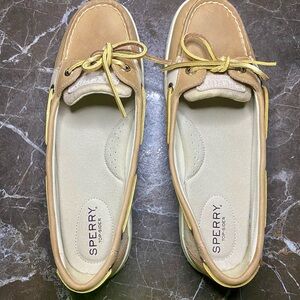 Sperry Women's Tan and Cream Loafers. Size 8 1/2 Good Condition